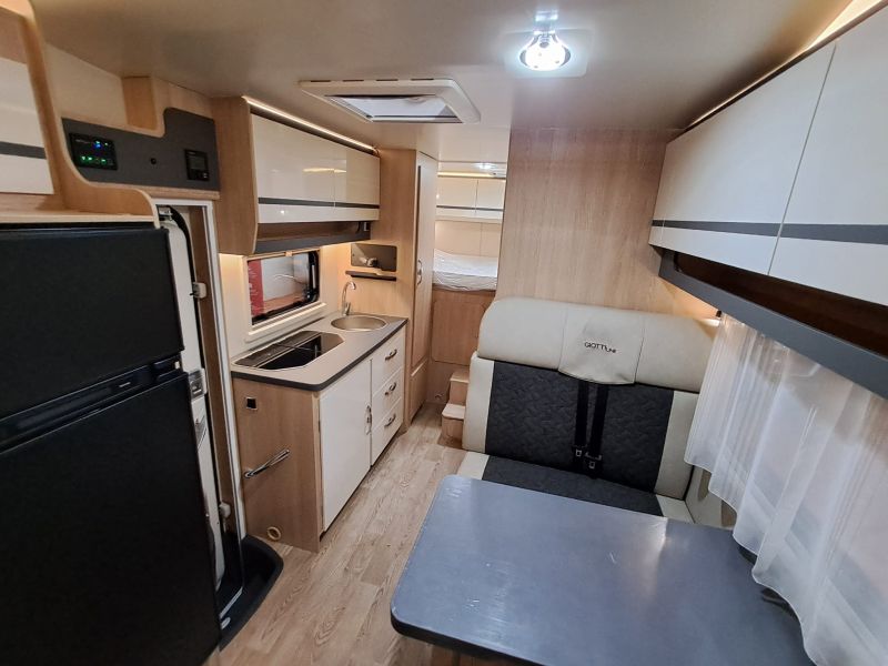 En venta Giotti LineGlobecar GIOTTILINE CITROËN JUMPER SIENA 440 PSA PLUS 140 PRIVILEGE Blanco 2026 Barcelona foto 16