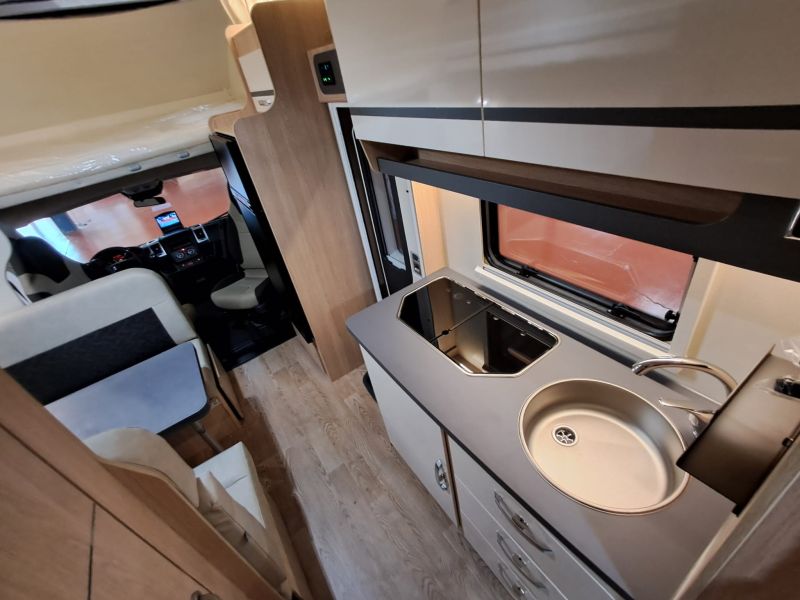 En venta Giotti LineGlobecar GIOTTILINE CITROËN JUMPER SIENA 440 PSA PLUS 140 PRIVILEGE Blanco 2026 Barcelona foto 17