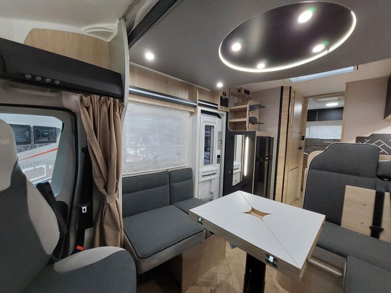 En venta Challenger CHALLENGER 384 PEUGEOT ETAPE EDITION 140  Gris 2024 Barcelona foto 11