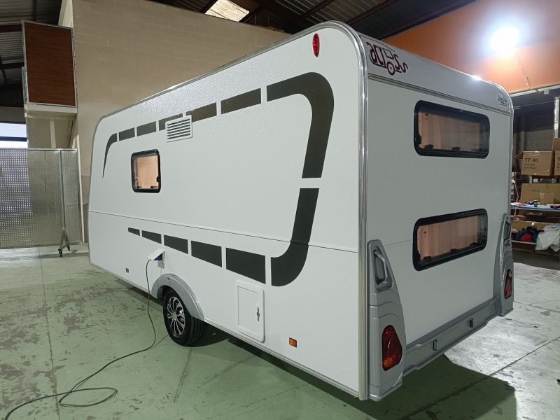 En venta Across 432 CDL  JOVEN Blanco 2026 Toledo foto 3