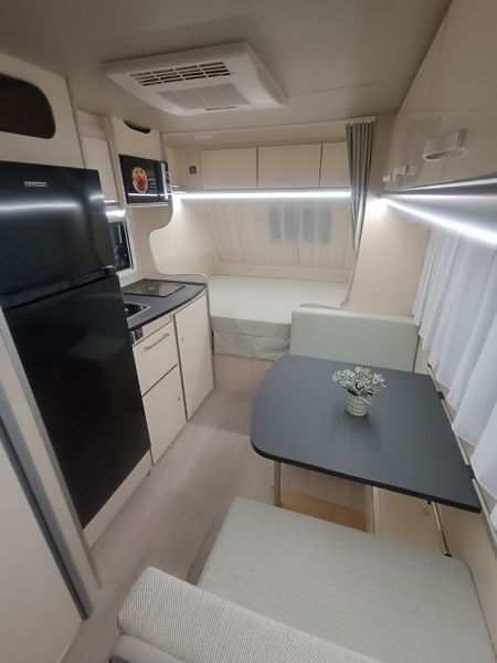 En venta Across 432 CDL  JOVEN Blanco 2026 Toledo foto 6