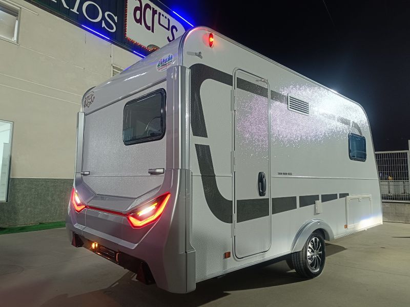 En venta Across premium  430 dd Blanco 2026 Toledo foto 2