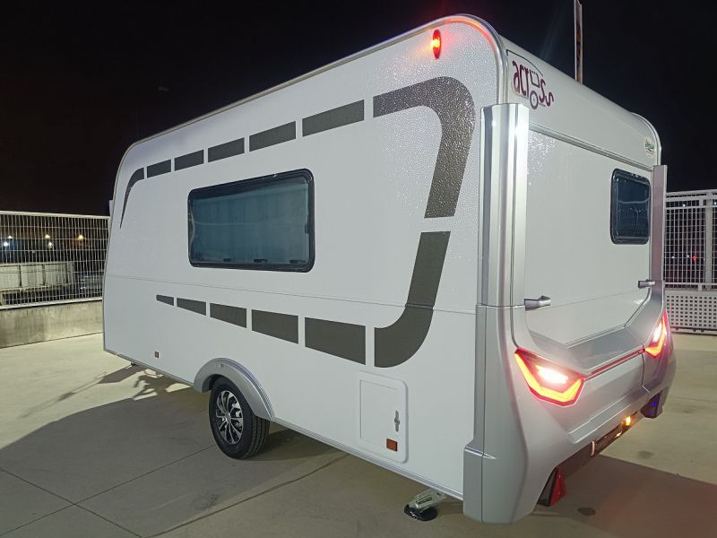 En venta Across safari  396 cp Blanco 2026 Toledo foto 2