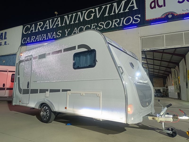 En venta Across safari  396 cp Blanco 2026 Toledo foto 3