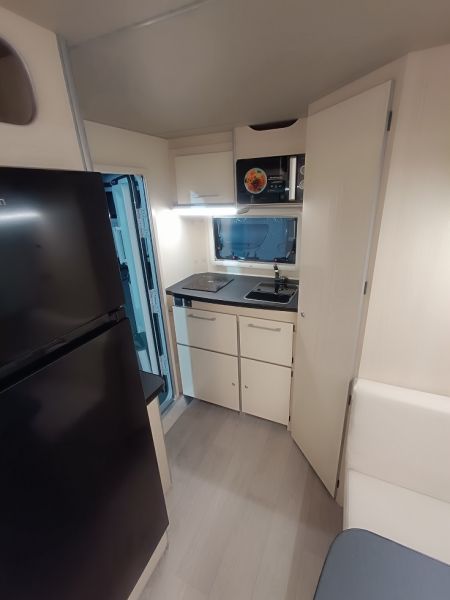 En venta Across Premium 375 CP Nueva 2026 Blanco 2026 Toledo foto 3