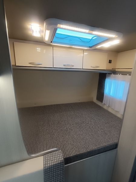 En venta Across PREMIUM 430 CDL Nueva Blanco 2026 Toledo foto 6